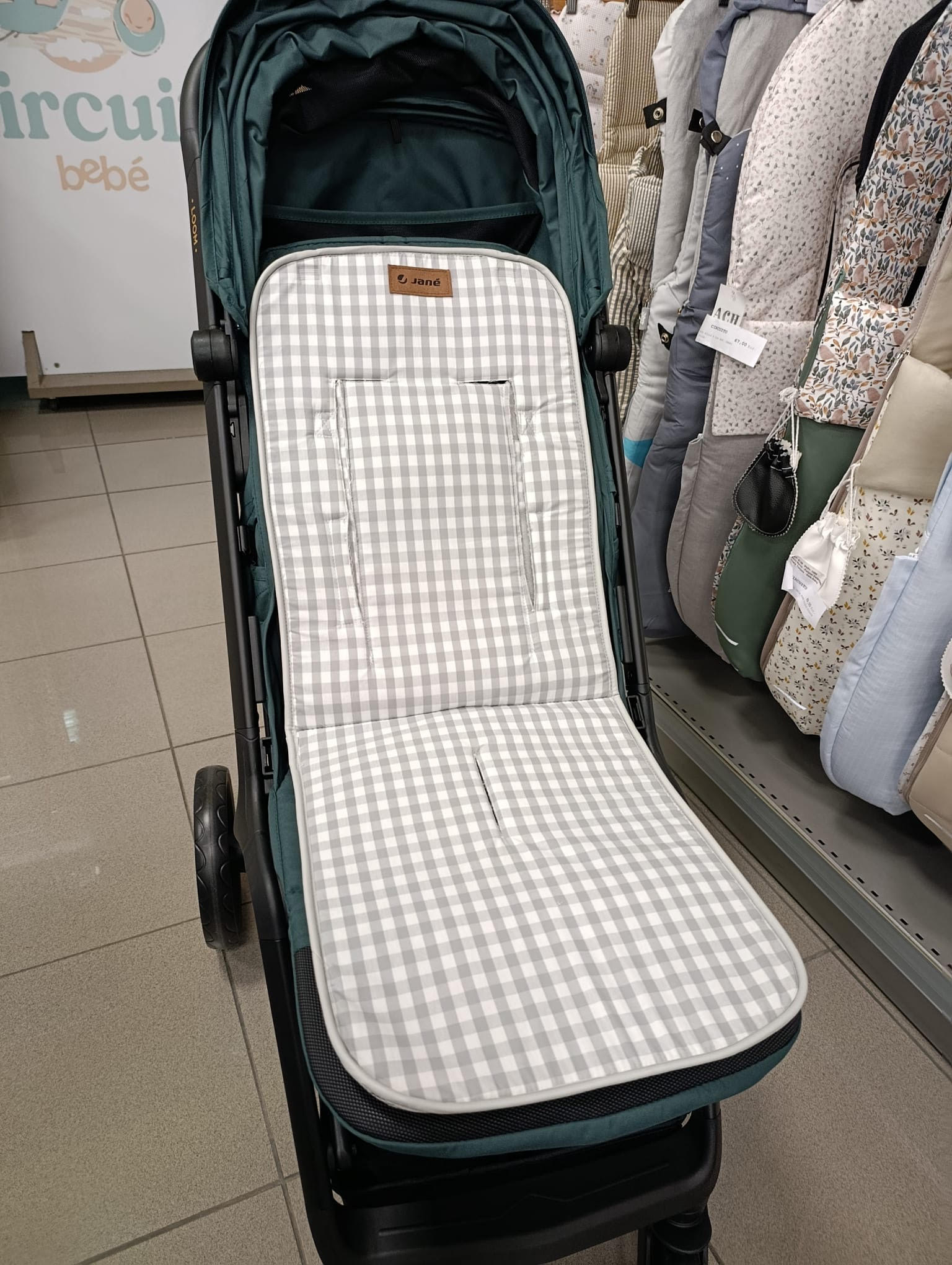 unnamed COLCHONETA SILLA LIGERA VICHY GRIS JANÉ - Imagen 1