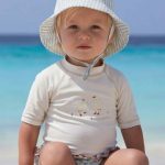 GORRA CON PROTECCIÓN SOLAR GUSS BIMBIDREAMS 3-12M
